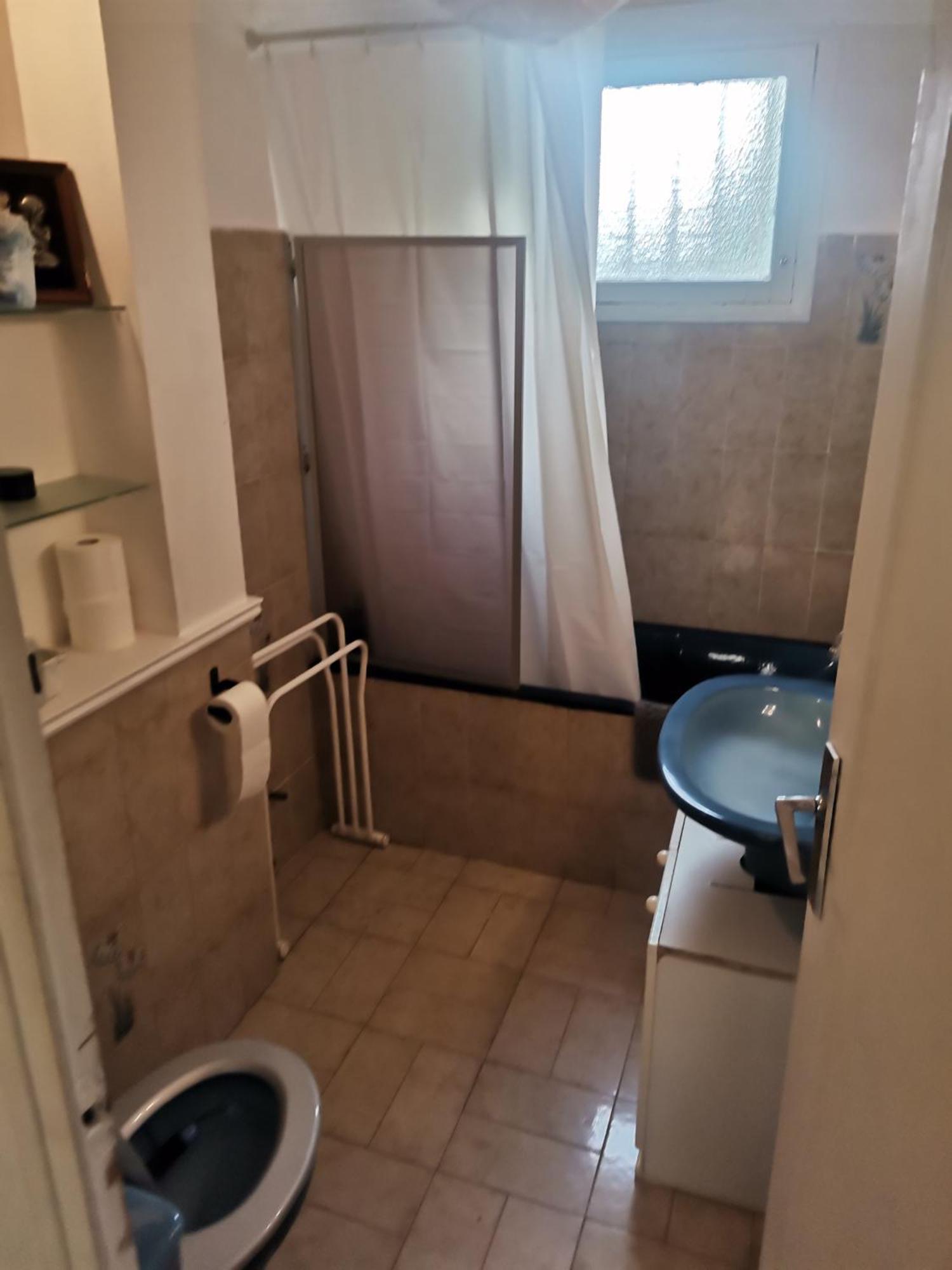 Big Ground Floor 2 Bedrooms Flat In A Quiet Building & Neighborghood Marsella Exterior foto